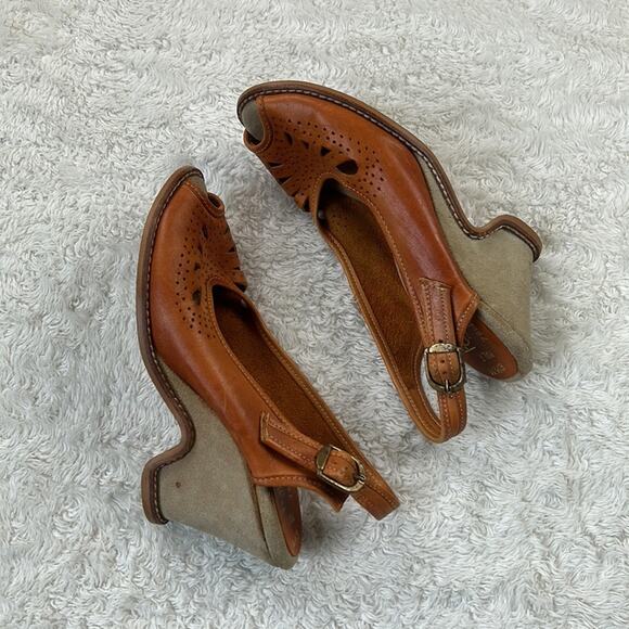 Vintage 70s Fanfares leather and suede peep toe wedge heels in Malt, size 6.5 - Picture 8 of 11